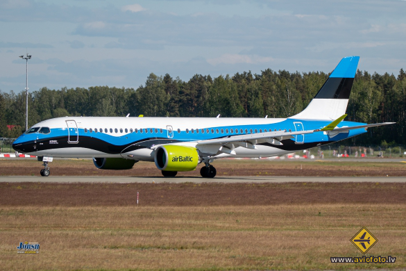 Airbus A220-300