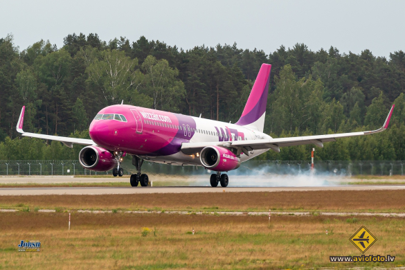 Airbus A320-232