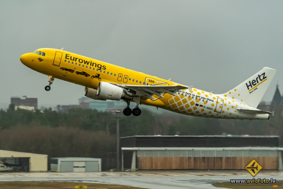 Airbus A320-214