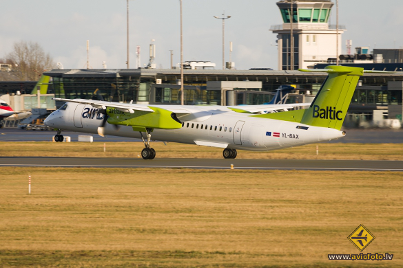Bombardier DHC-8-402 Q400