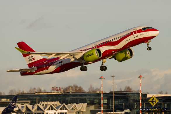 Airbus A220-300