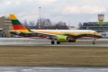 Airbus A220-300