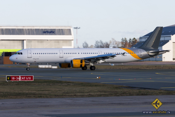 Airbus A321-211