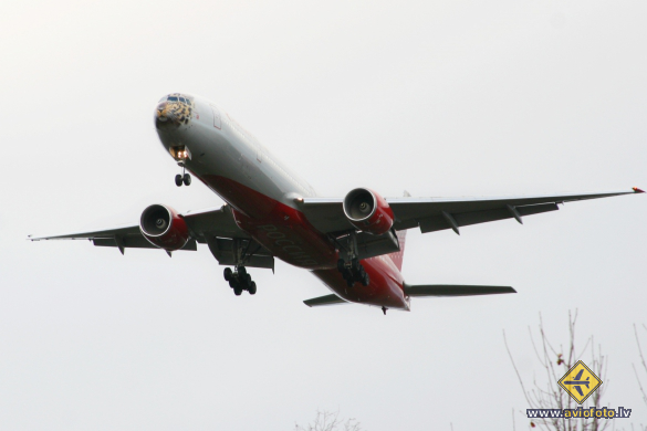 Boeing 777-312