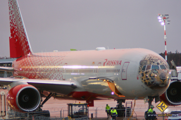 Boeing 777-312