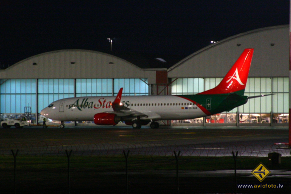 Boeing 737-81Q