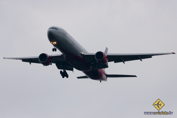 Boeing 777-312