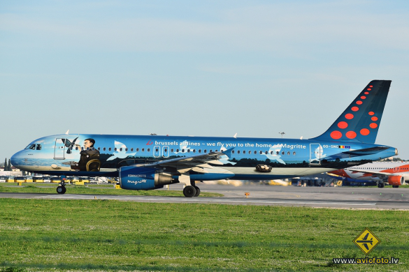Airbus A320-214