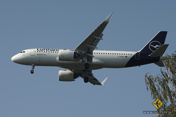Airbus A320-271N