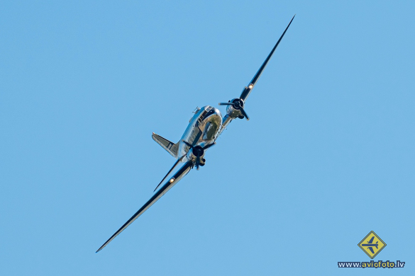 Douglas C-47A Skytrain (DC-3)