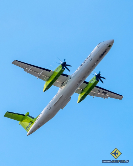 Bombardier DHC-8-402 Q400