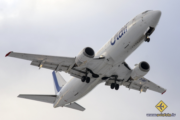 Boeing 737-45S