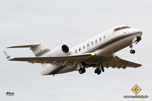 Canadair Challenger 601-3R (CL-600-2B16)