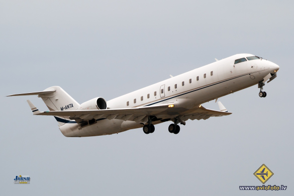 Bombardier Challenger 850 (CRJ-200SE/CL-600-2B19)