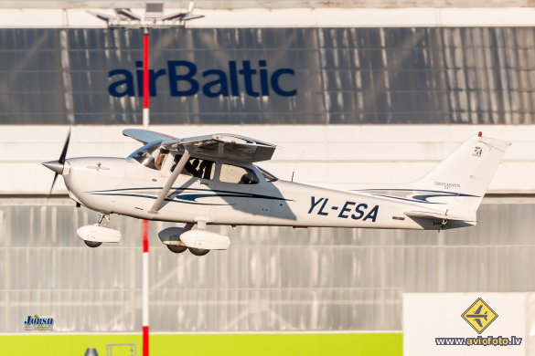 Cessna 172S