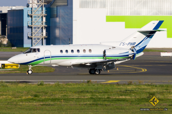 Hawker Beechcraft 750