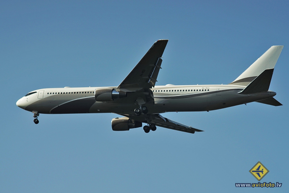Boeing 767-33A/ER