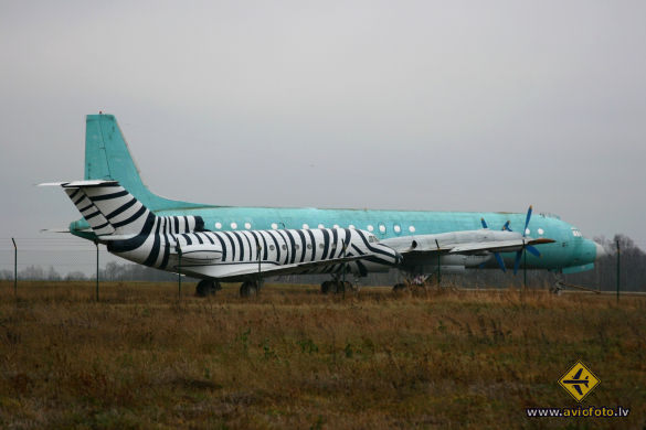 Ilyushin Il-18D