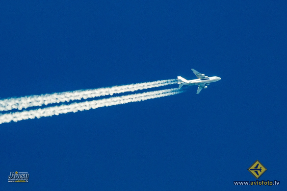 Antonov An-124-100 Ruslan