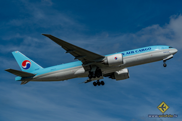 Boeing 777-FB5