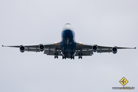 Boeing 747-4R7F/SCD