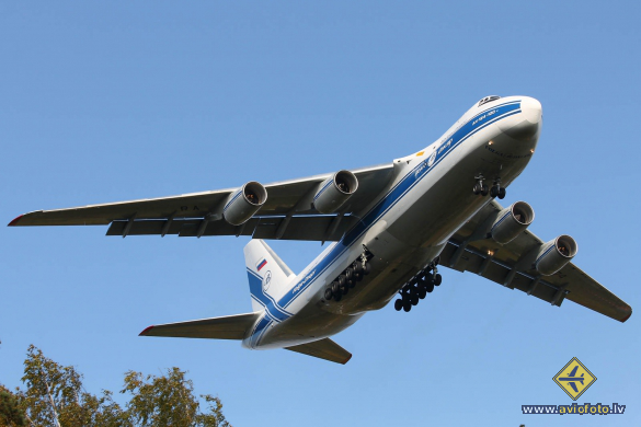 Antonov An-124-100 Ruslan