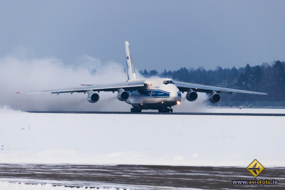 Antonov An-124-100 Ruslan