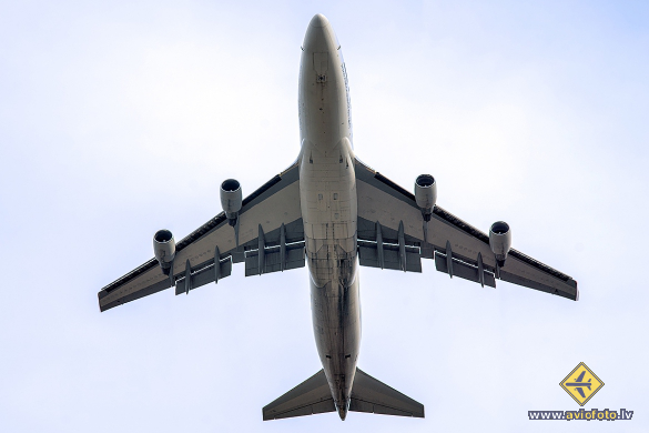 Boeing 747-412(BCF)