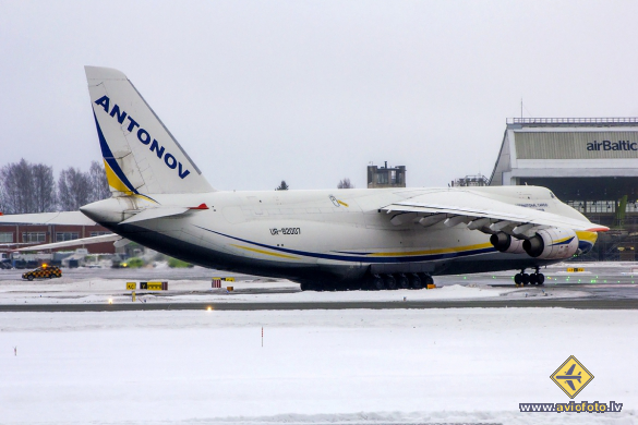 Antonov An-124-100M Ruslan