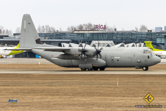 Lockheed Martin C-130J-30 Hercules (L-382)