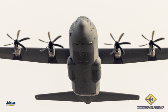 Lockheed Martin C-130J-30 Hercules (L-382)