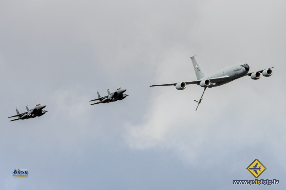 Boeing KC-135T Stratotanker (717-148)