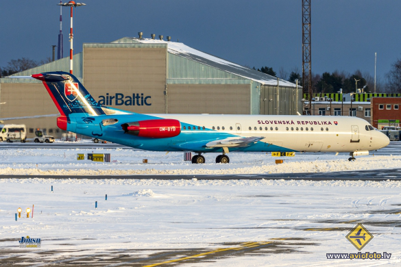 Fokker 100 (F-28-0100)