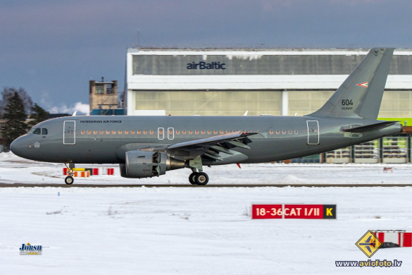 Airbus A319-112