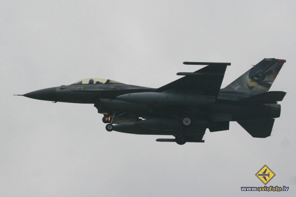 Lockheed F-16AM Fighting Falcon