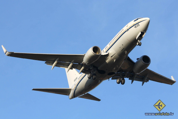 Boeing C-40A Clipper (737-7AFC)