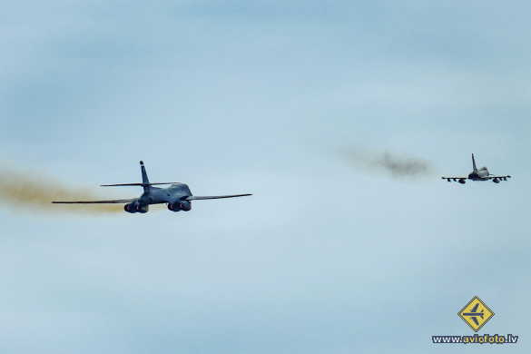 Rockwell B-1B Lancer