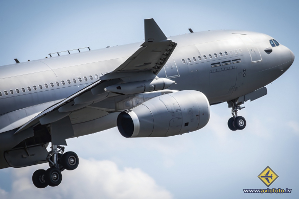 Airbus A330-243MRTT