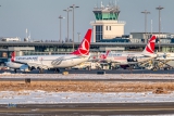 Boeing 737-8F2