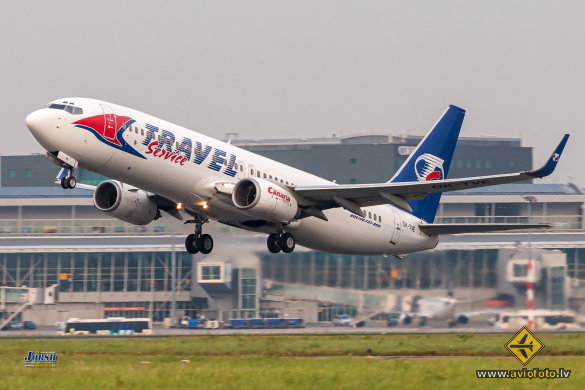 Boeing 737-8CX