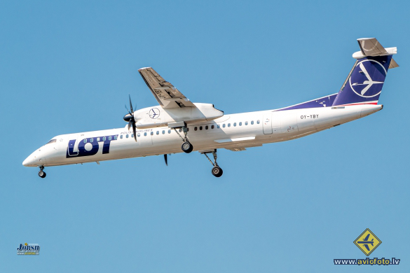 Bombardier DHC-8-402 Q400