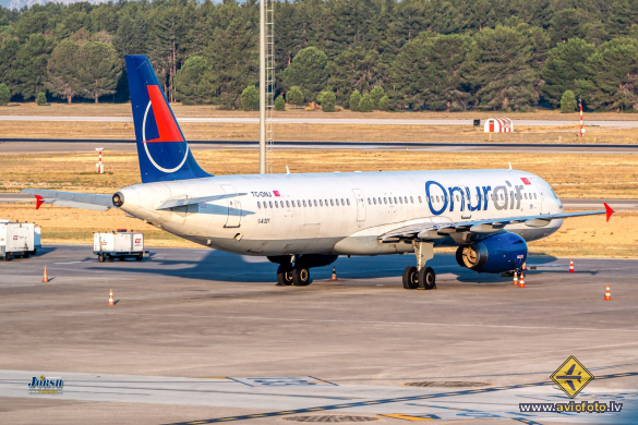 Airbus A321-131