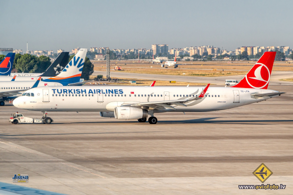 Airbus A321-231