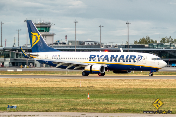 Boeing 737-8AS