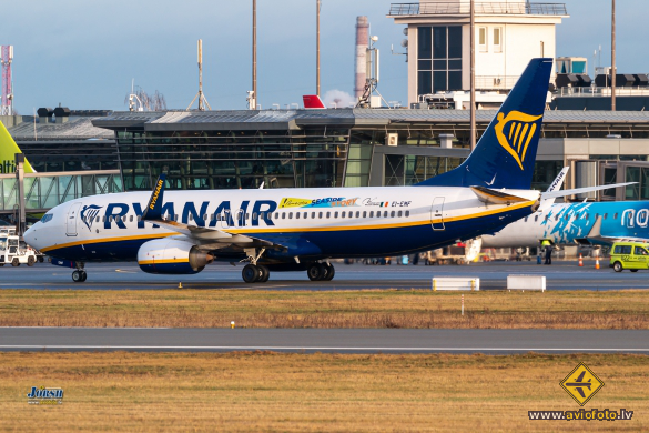 Boeing 737-8AS