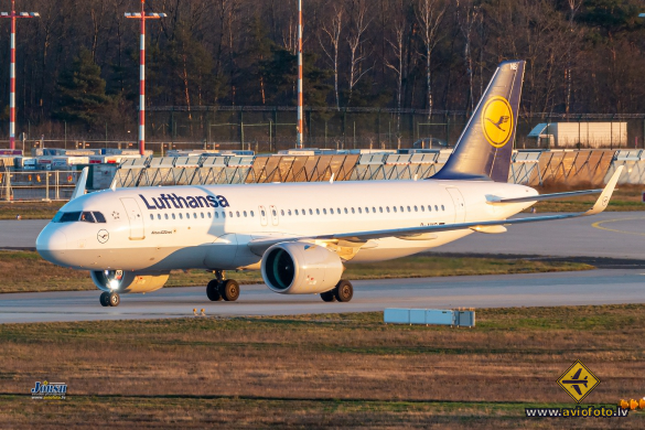 Airbus A320-271N