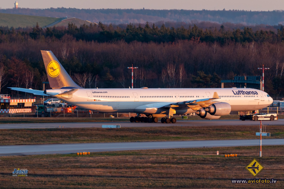 Airbus A340-642