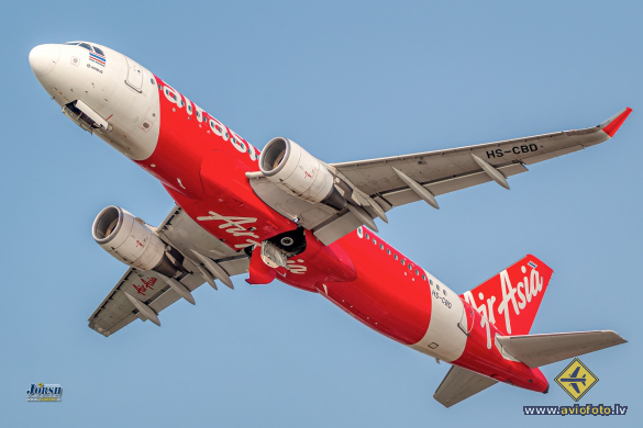 Airbus A320-216