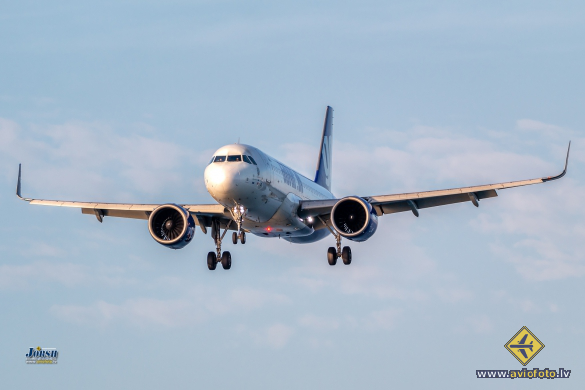 Airbus A320-271N