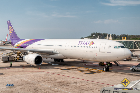 Airbus A330-343